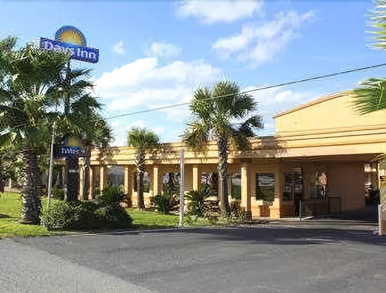 Days Inn By Wyndham Lake Charles Exteriör bild