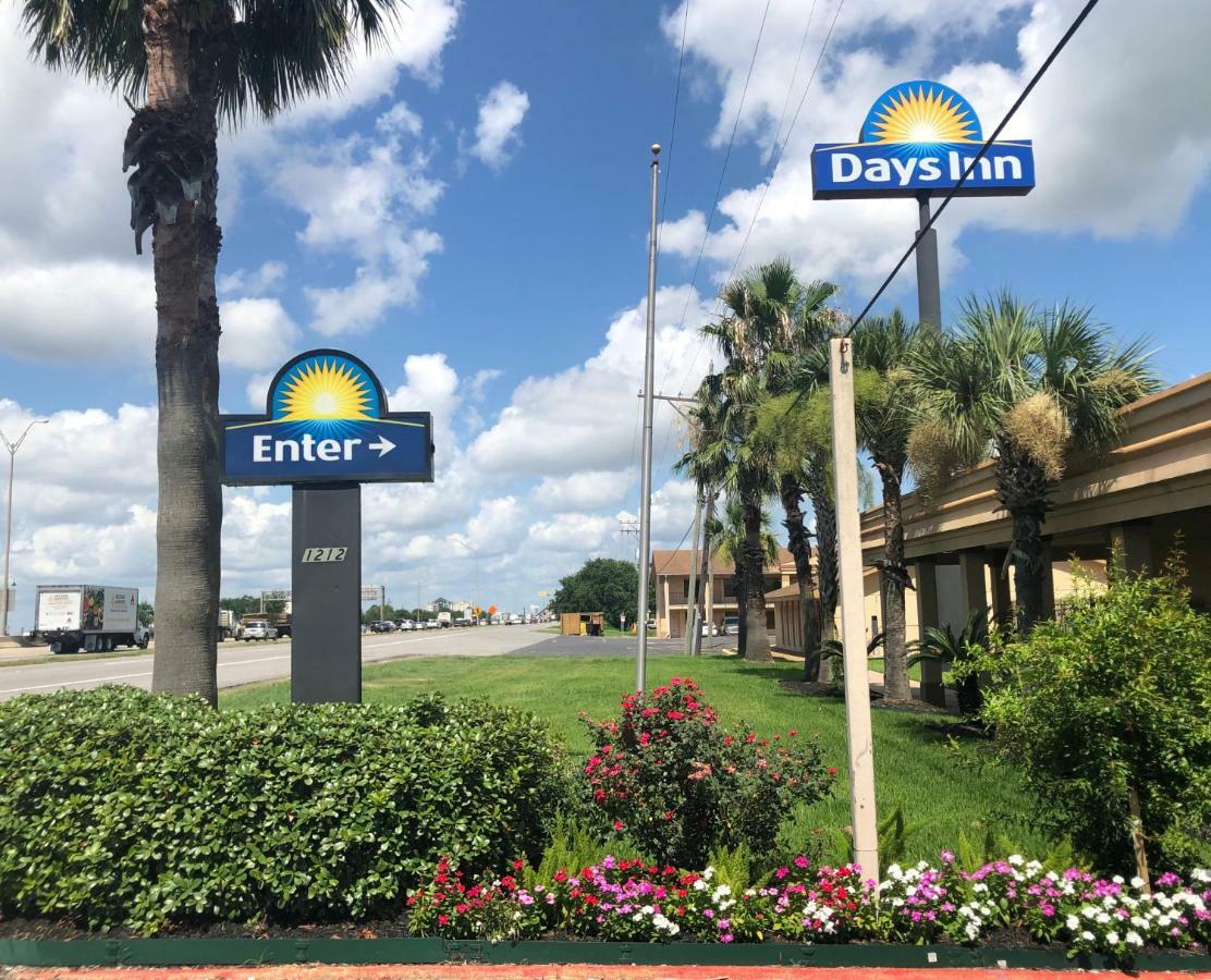 Days Inn By Wyndham Lake Charles Exteriör bild